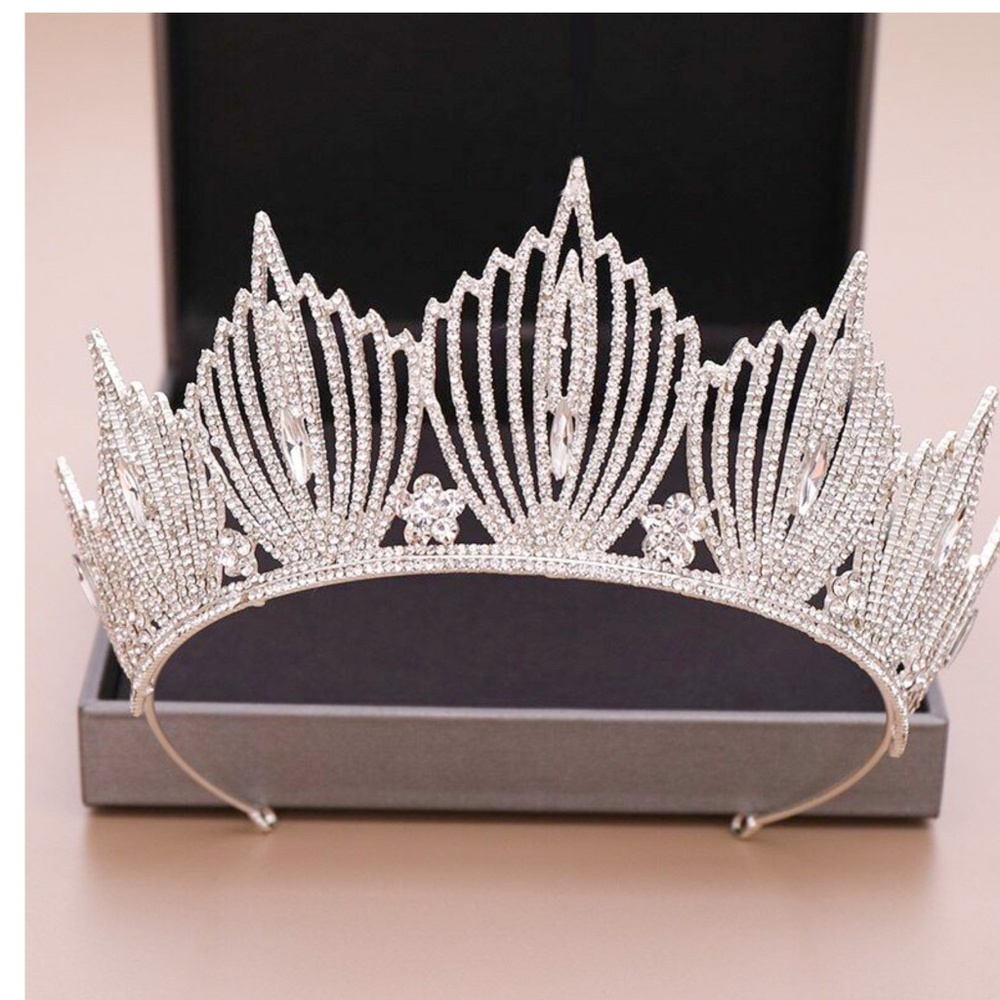 Tiara Crown